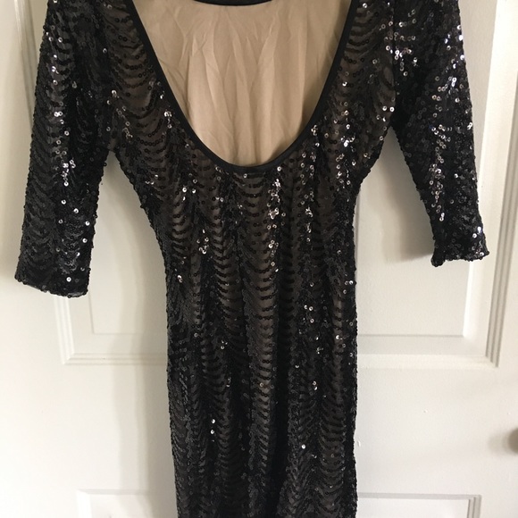 Lil Black Dress - Picture 3 of 5